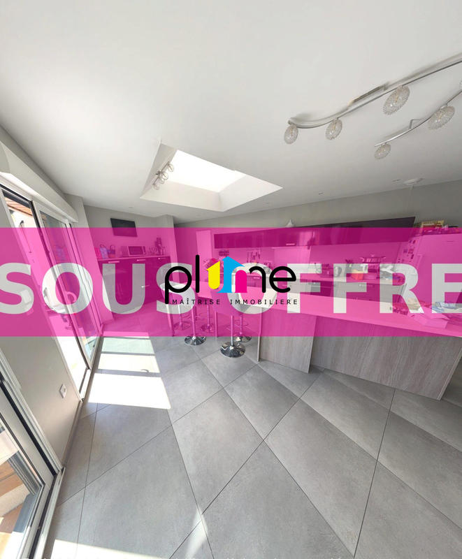 Maison contemporaine - 240 m² - 7 pièces