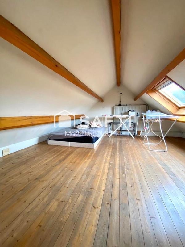 Maison - 160 m² - 10 pièces