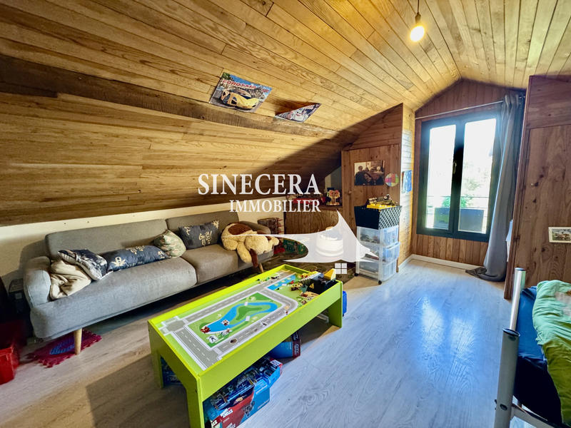 Maison - 143 m² - 5 pièces