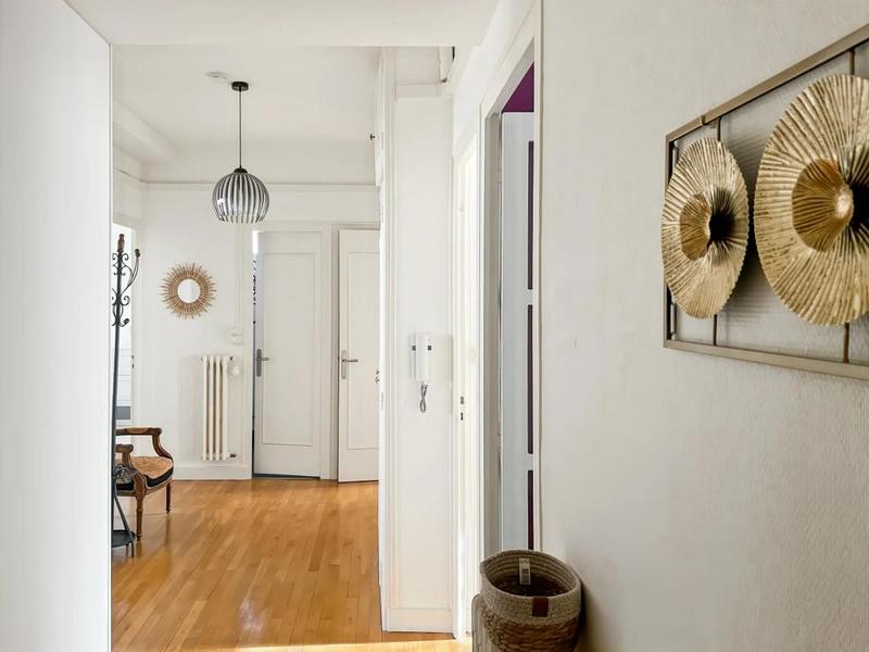 Appartement - 85 m² - 4 pièces