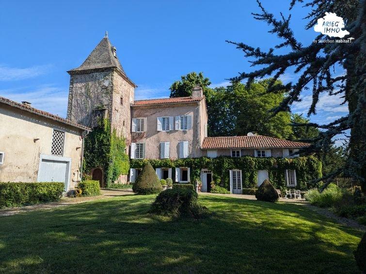 Manoir - 410 m² - 10 pièces