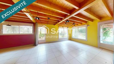 Maison - 90 m² - 4 pièces