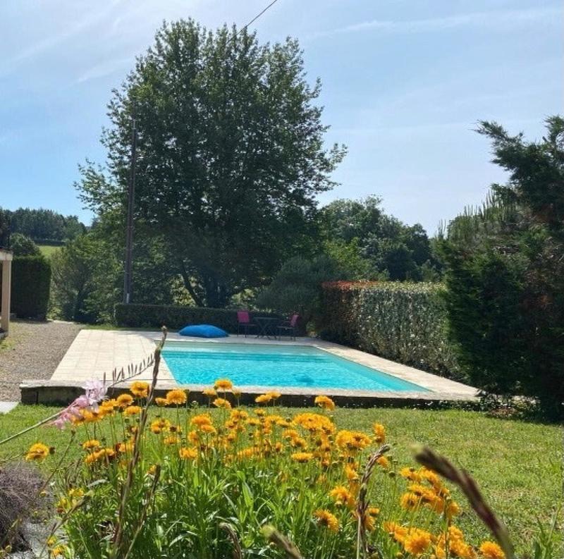 Villa - 440 m² - 9 pièces