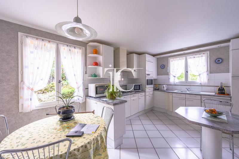 Maison - 152 m² - 4 pièces