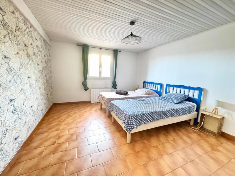 Maison - 200 m² - 7 pièces