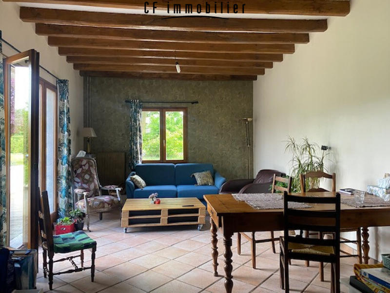 Maison - 90 m² - 5 pièces