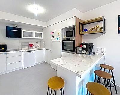 Maison - 82 m² - 4 pièces