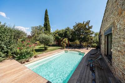 Maison - 256 m² - 8 pièces