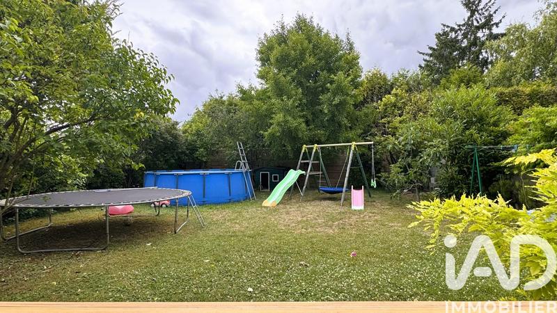 Maison - 185 m² - 8 pièces