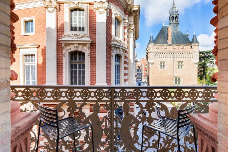 Appartement - 160 m² - 4 pièces