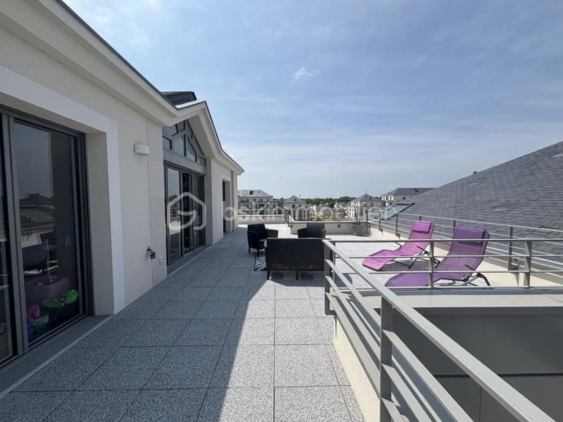 Appartement - 101 m² - 5 pièces