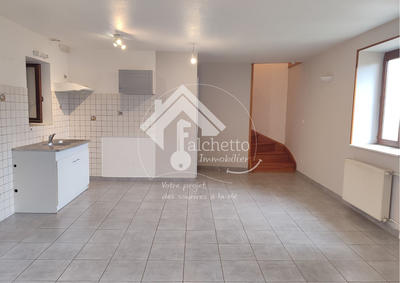 Maison de village - 75 m² - 3 pièces