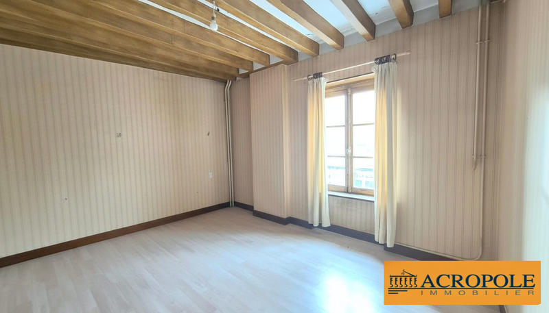 Maison - 209 m² - 5 pièces