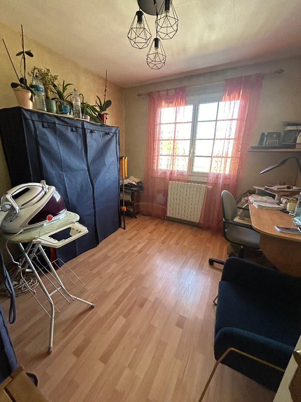 Maison - 92 m² - 5 pièces