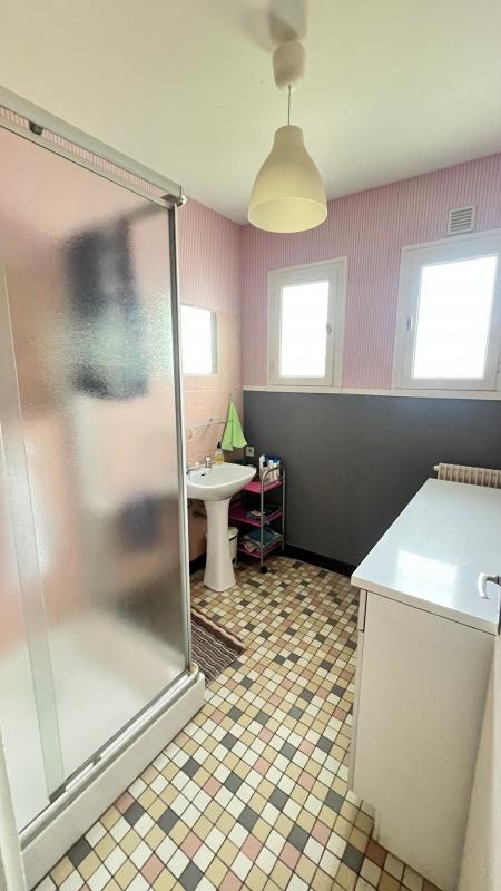 Maison - 108 m² - 6 pièces