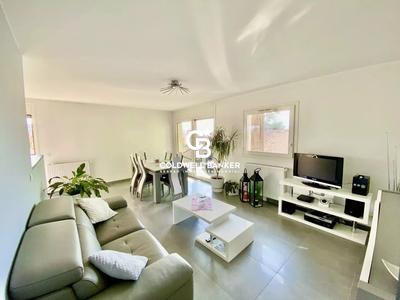 Appartement - 81 m² - 4 pièces