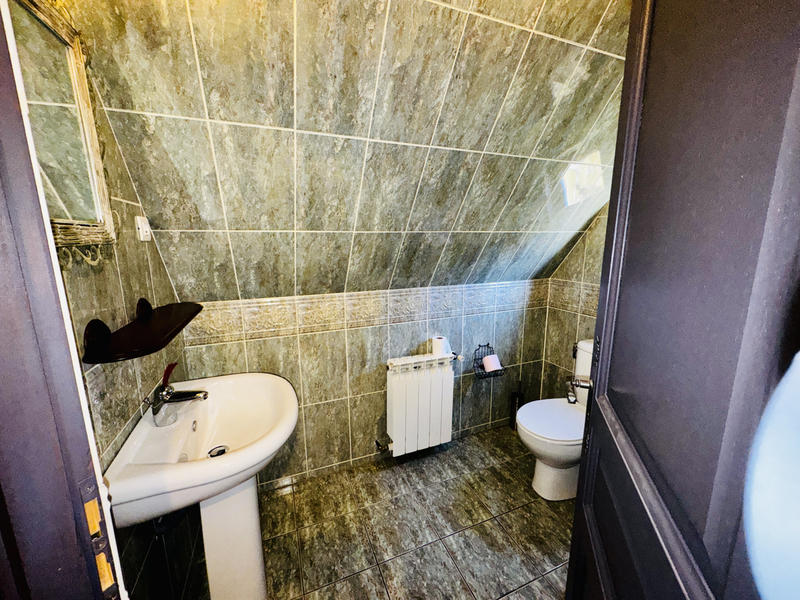 Maison - 228 m² - 7 pièces