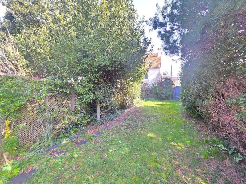 Maison - 105 m² - 6 pièces