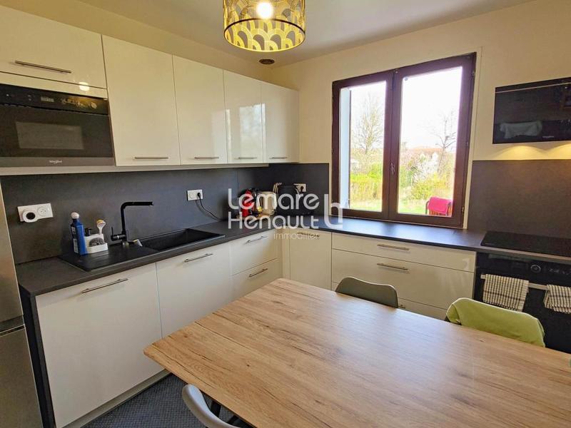 Pavillon - 105 m² - 6 pièces