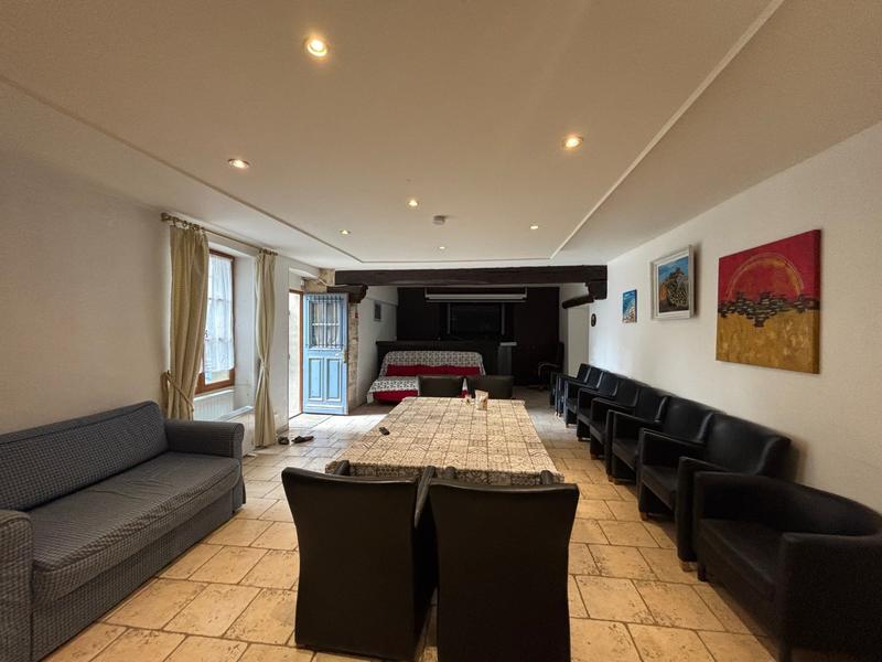 Maison ancienne - 546 m² - 23 pièces