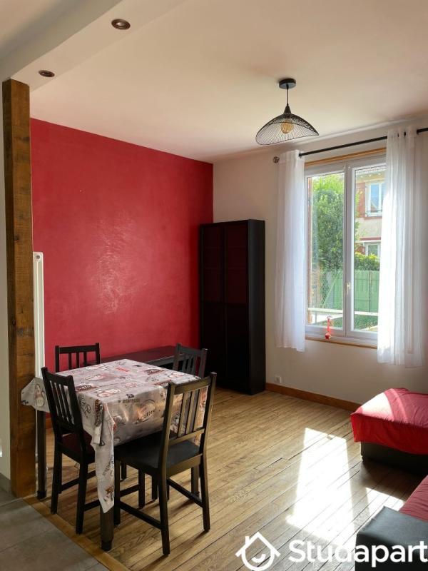 Chambre - 15 m² - 1 pièce