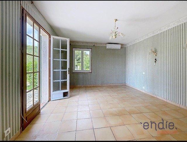 Maison - 144 m² - 7 pièces