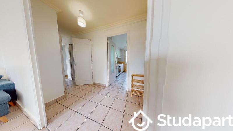 Chambre - 9 m² - 1 pièce