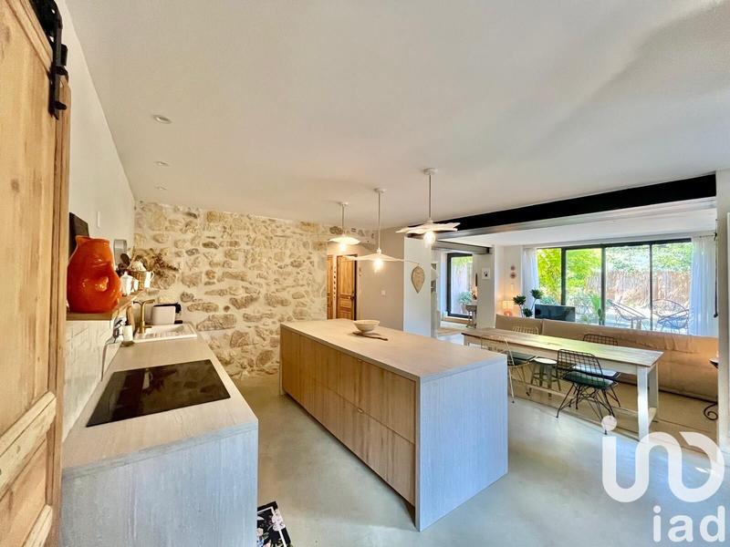 Maison - 212 m² - 7 pièces