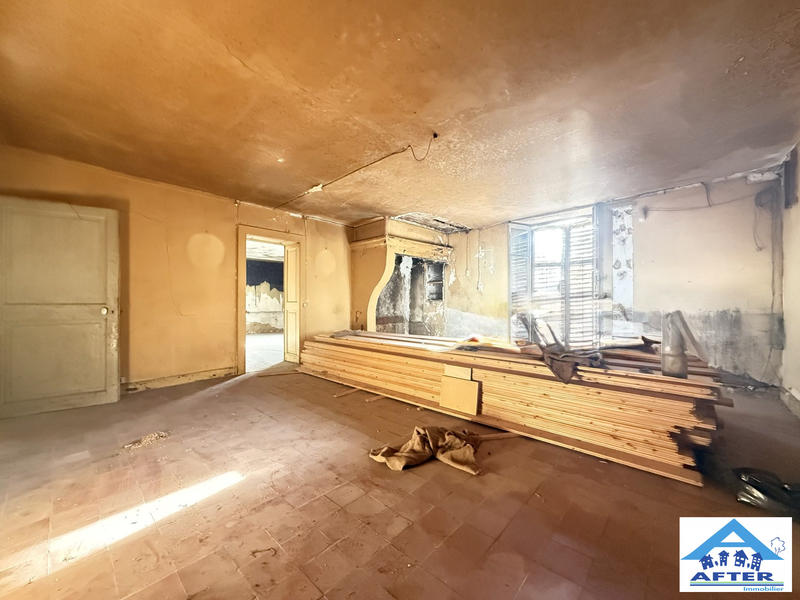 Maison ancienne - 237 m² - 12 pièces