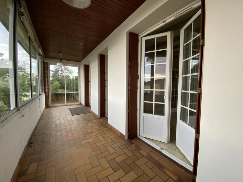 Maison - 310 m² - 7 pièces