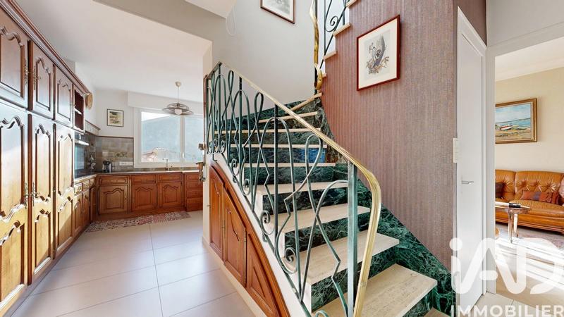 Maison - 135 m² - 6 pièces