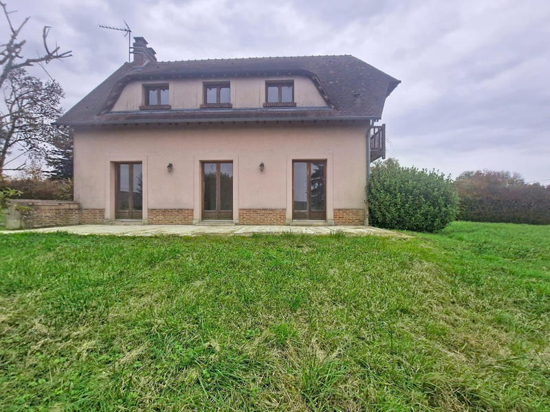 Maison - 92 m² - 4 pièces