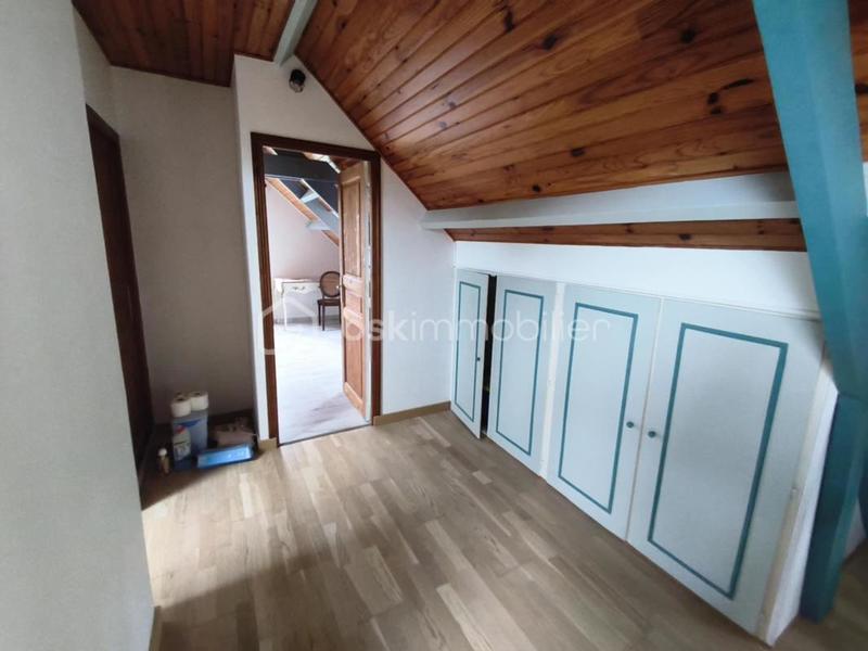 Pavillon - 145 m² - 7 pièces