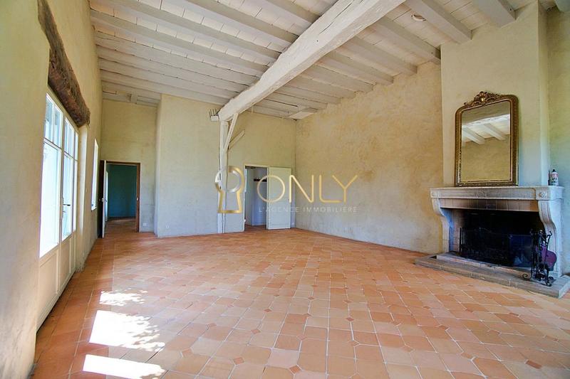 Maison - 285 m² - 10 pièces