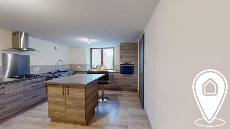 Maison - 192 m² - 7 pièces