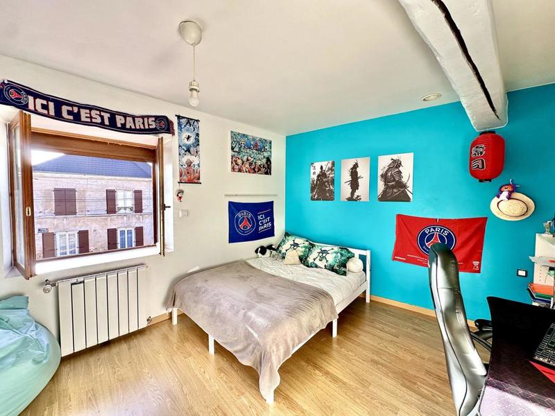 Maison - 140 m² - 5 pièces