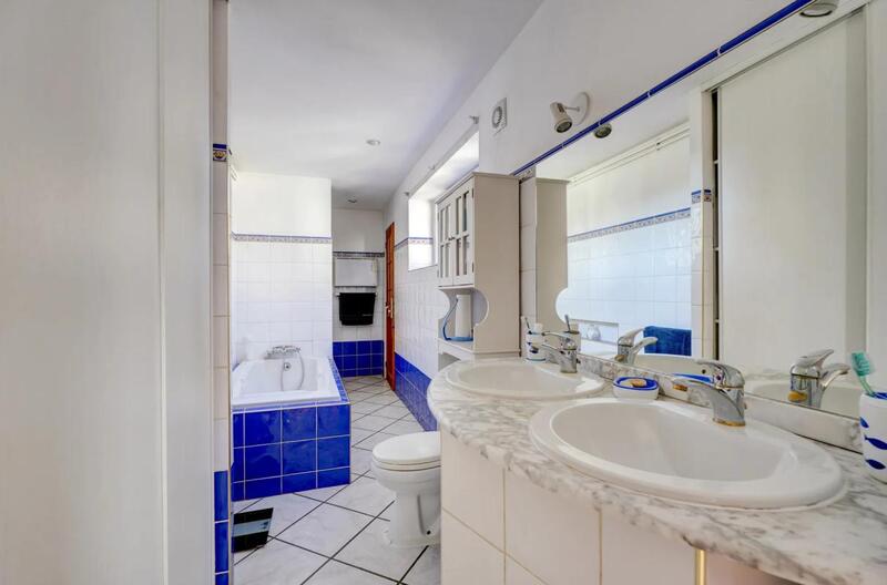 Maison - 125 m² - 6 pièces