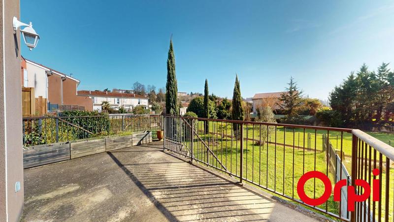 Maison - 90 m² - 4 pièces