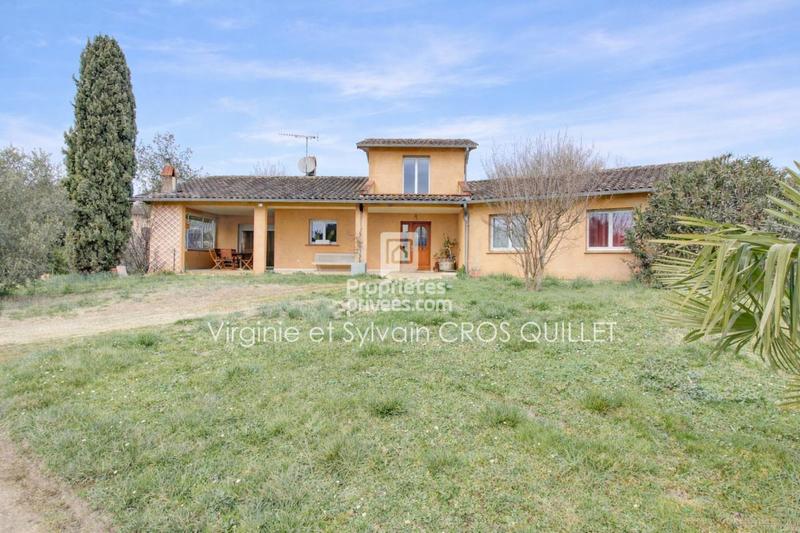 Maison - 137 m² - 5 pièces
