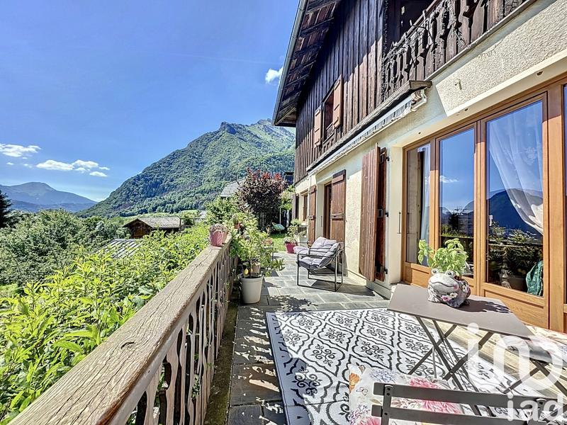 Châlet - 265 m² - 15 pièces