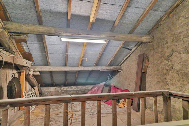 Maison - 217 m² - 10 pièces