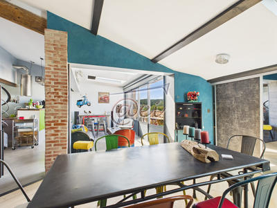 Maison - 199 m² - 5 pièces