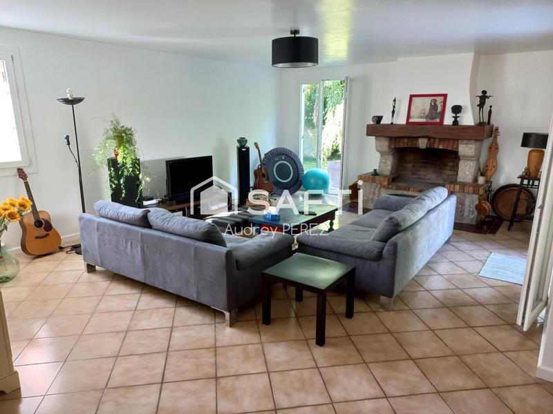 Maison - 167 m² - 7 pièces