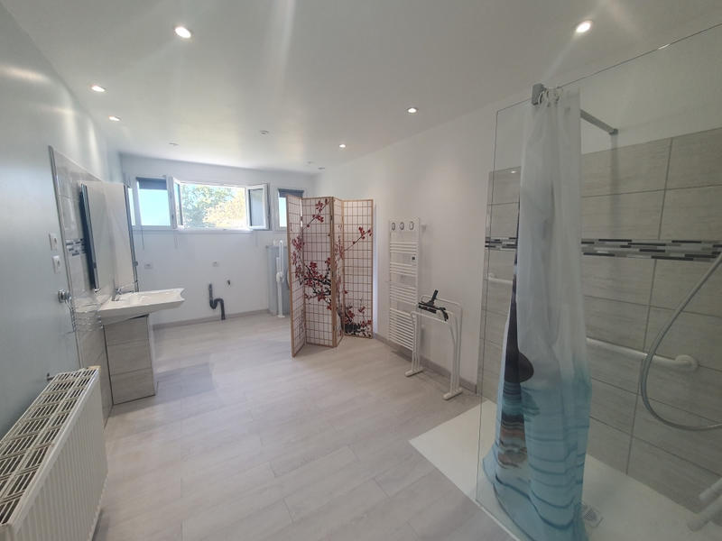 Maison - 140 m² - 6 pièces