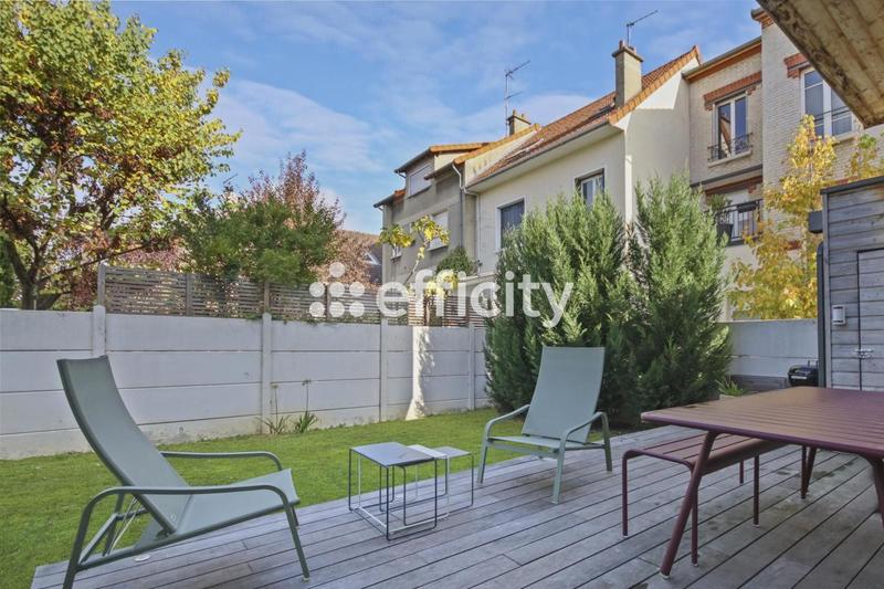 Villa - 145 m² - 6 pièces