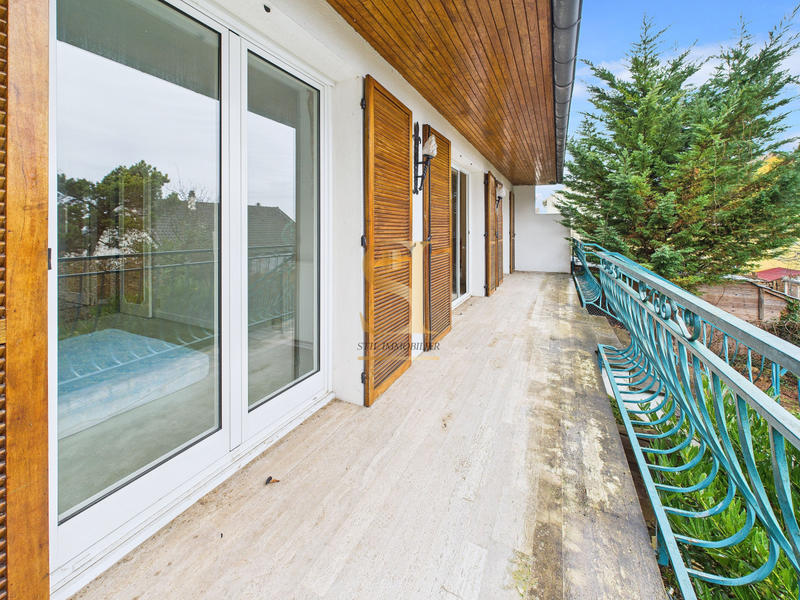 Maison - 157 m² - 6 pièces