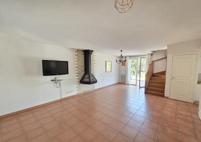 Maison - 95 m² - 5 pièces