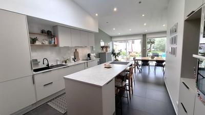 Maison - 162 m² - 7 pièces