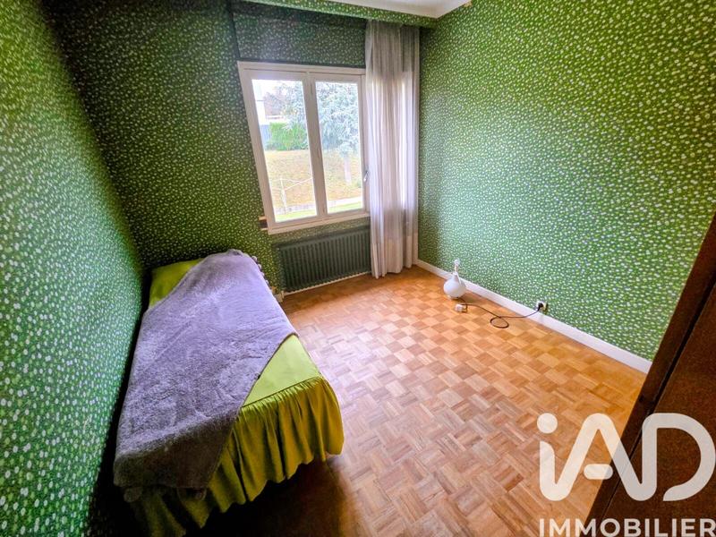 Maison - 209 m² - 7 pièces