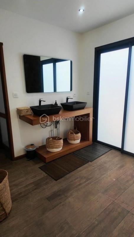 Villa - 160 m² - 4 pièces